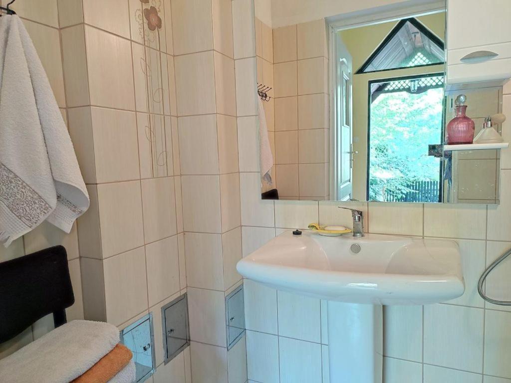 Apartament Willa Radosna Garbatka-Letnisko Kültér fotó